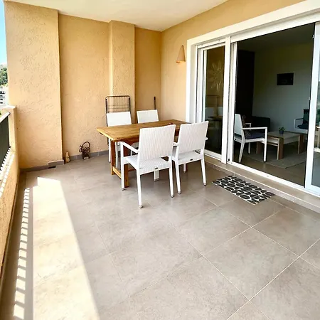 Lirios Hills Sea View Lejlighed *